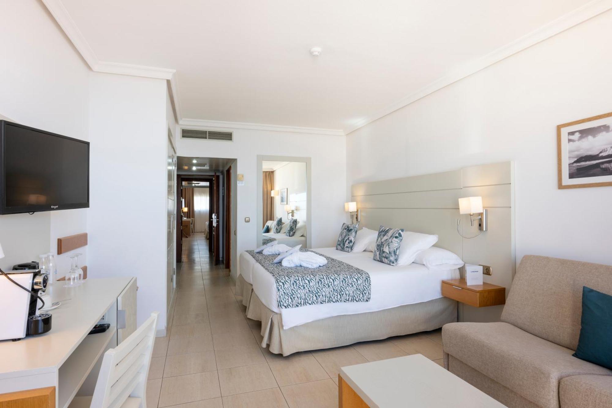 Hotel Landmar Playa La Arena 4*